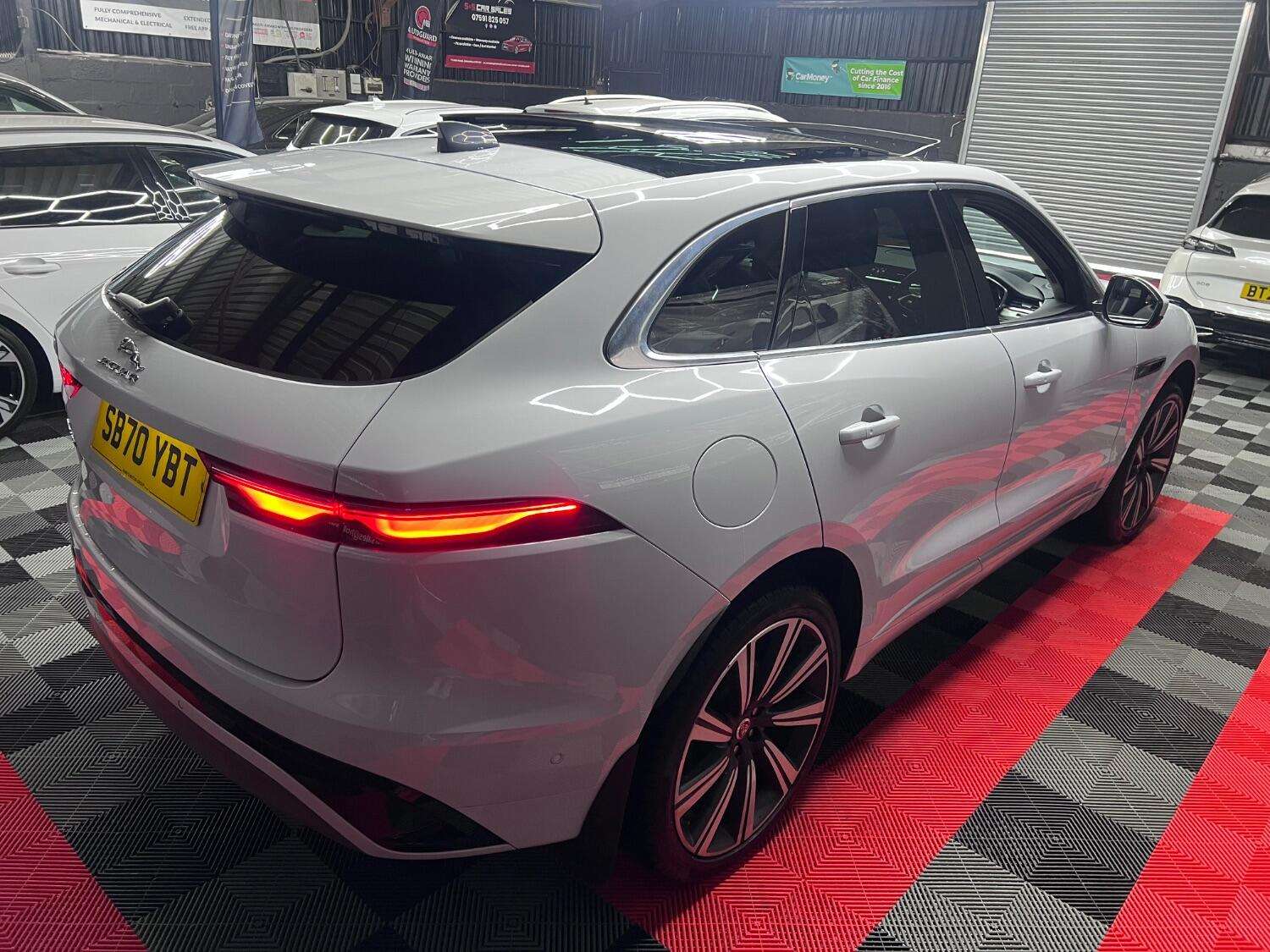 2021 JAGUAR F-PACE 2021 JAGUAR F-PACE