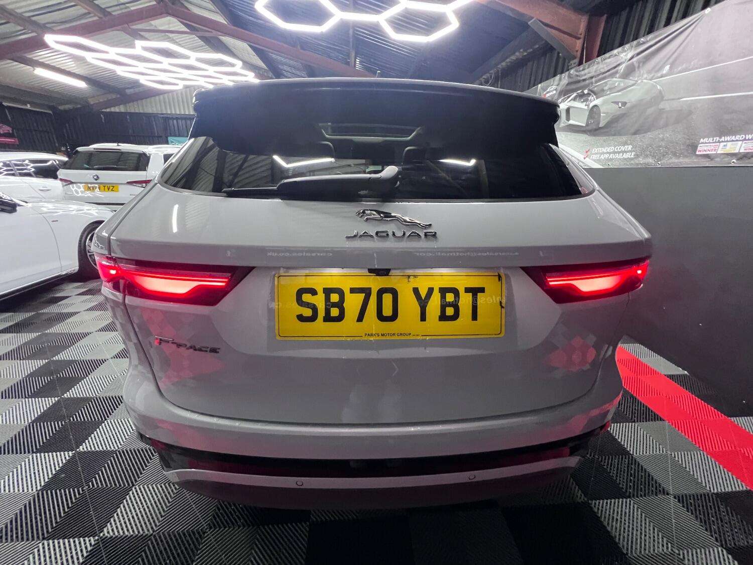 2021 JAGUAR F-PACE 2021 JAGUAR F-PACE