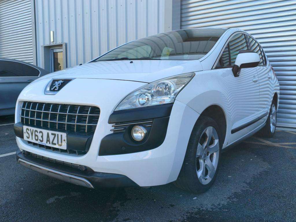 2013 PEUGEOT 3008 2013 PEUGEOT 3008