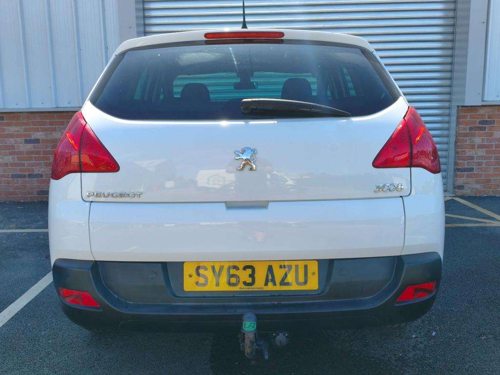 2013 PEUGEOT 3008 2013 PEUGEOT 3008