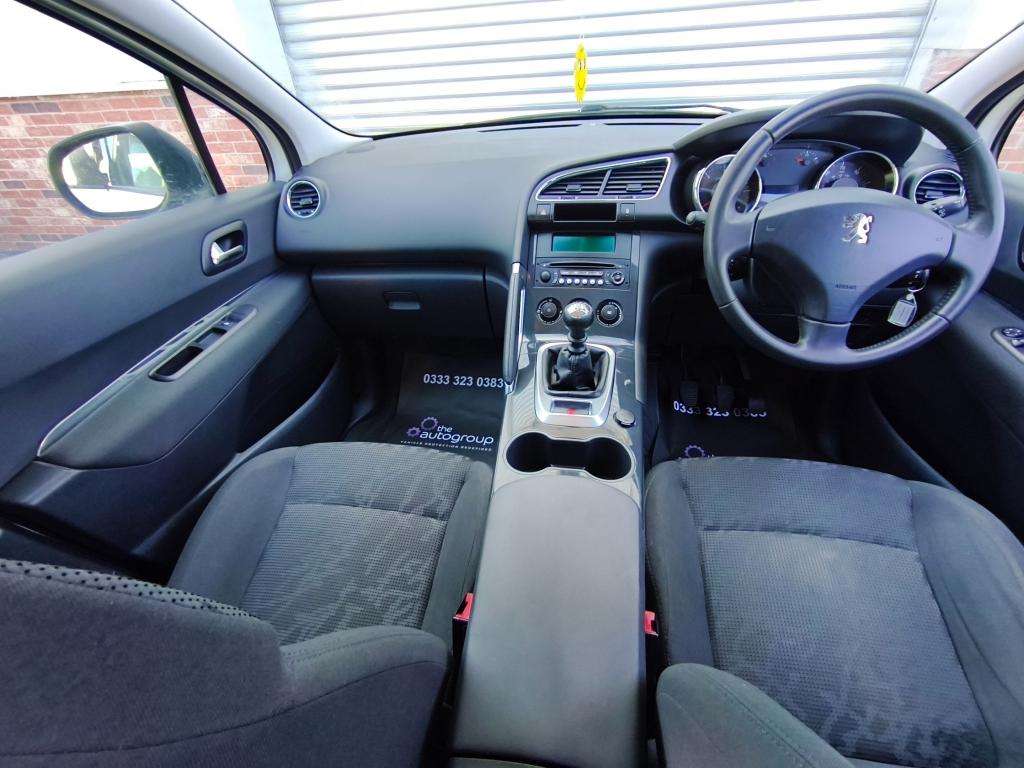 2013 PEUGEOT 3008 2013 PEUGEOT 3008