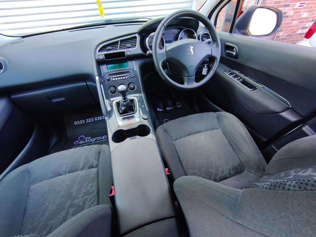 2013 PEUGEOT 3008 2013 PEUGEOT 3008