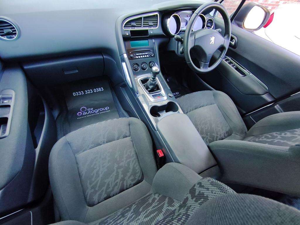 2013 PEUGEOT 3008 2013 PEUGEOT 3008