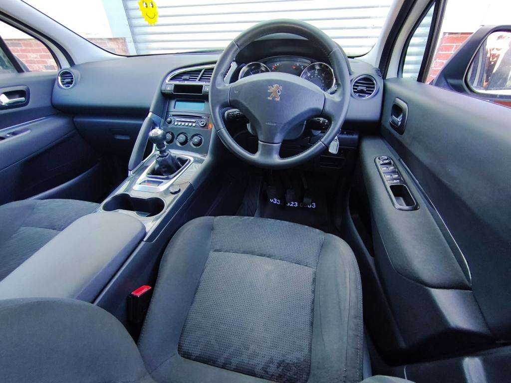 2013 PEUGEOT 3008 2013 PEUGEOT 3008