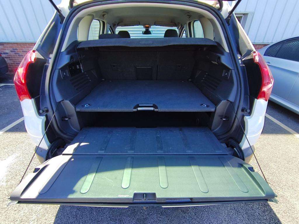 2013 PEUGEOT 3008 2013 PEUGEOT 3008