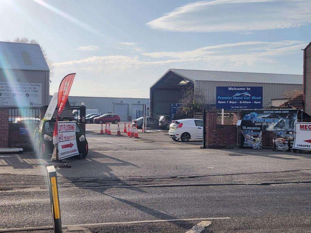 2013 PEUGEOT 3008 2013 PEUGEOT 3008