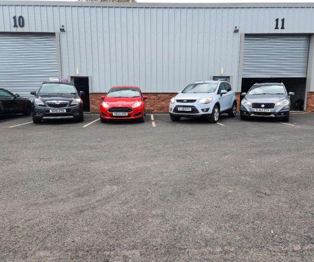 2013 PEUGEOT 3008 2013 PEUGEOT 3008