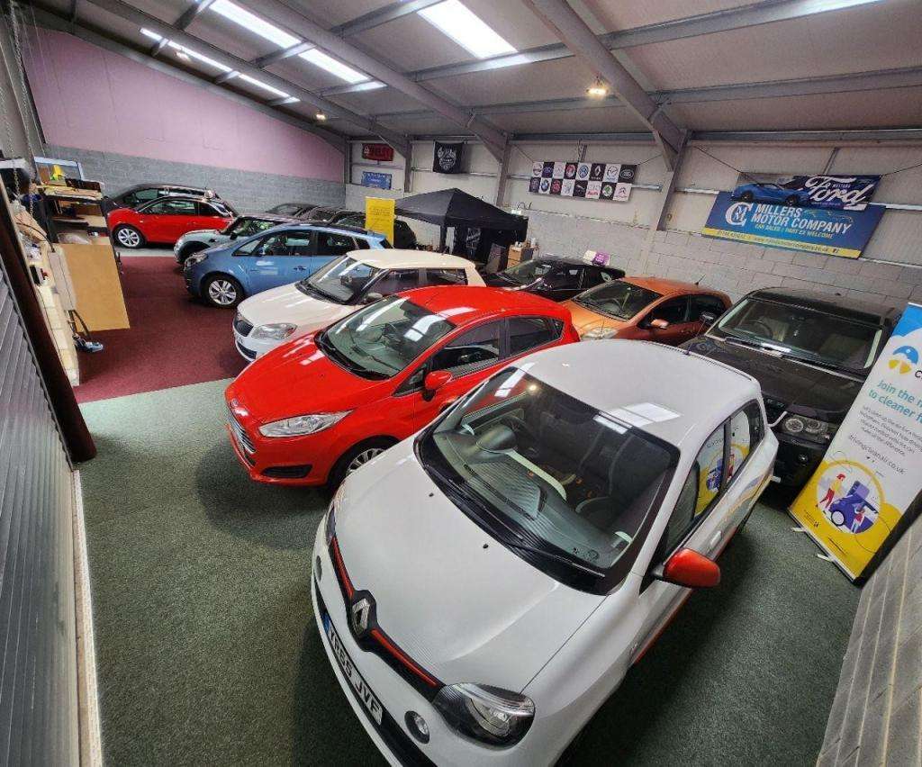 2013 PEUGEOT 3008 2013 PEUGEOT 3008