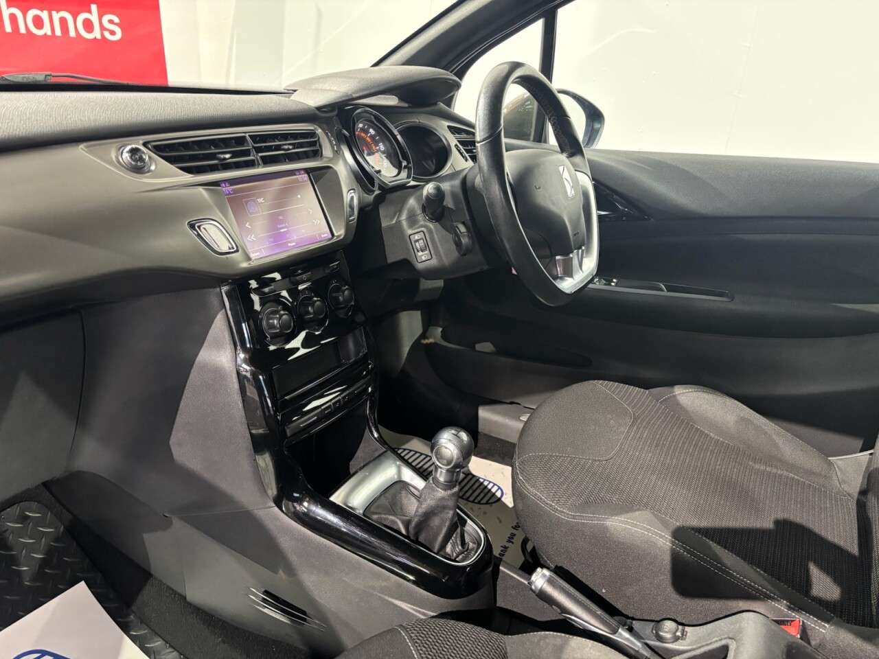 2017 DS AUTOMOBILES DS 3 2017 DS AUTOMOBILES DS 3