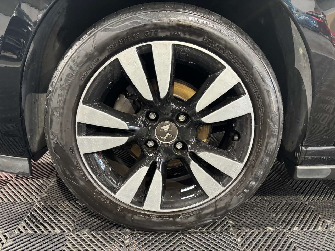 2017 DS AUTOMOBILES DS 3 2017 DS AUTOMOBILES DS 3