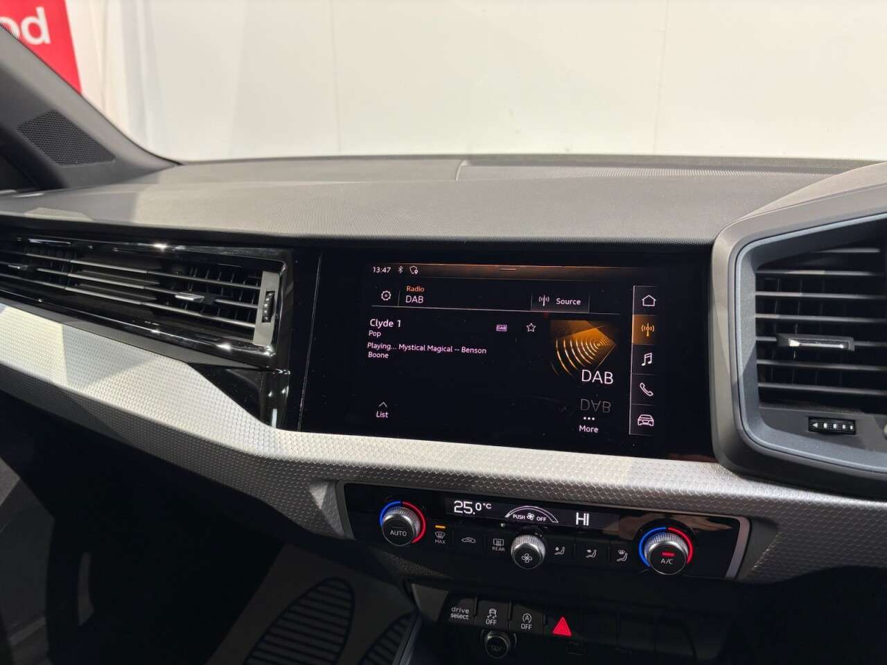 2020 AUDI A1 2020 AUDI A1