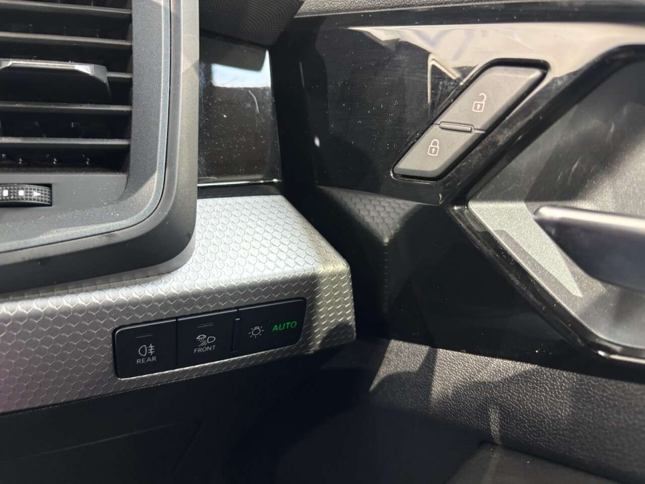 2020 AUDI A1 2020 AUDI A1