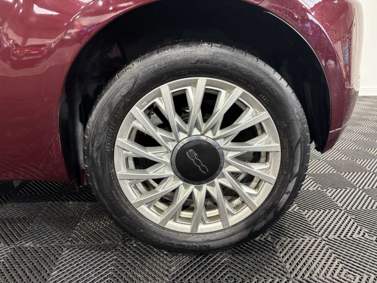 2019 FIAT 500 2019 FIAT 500