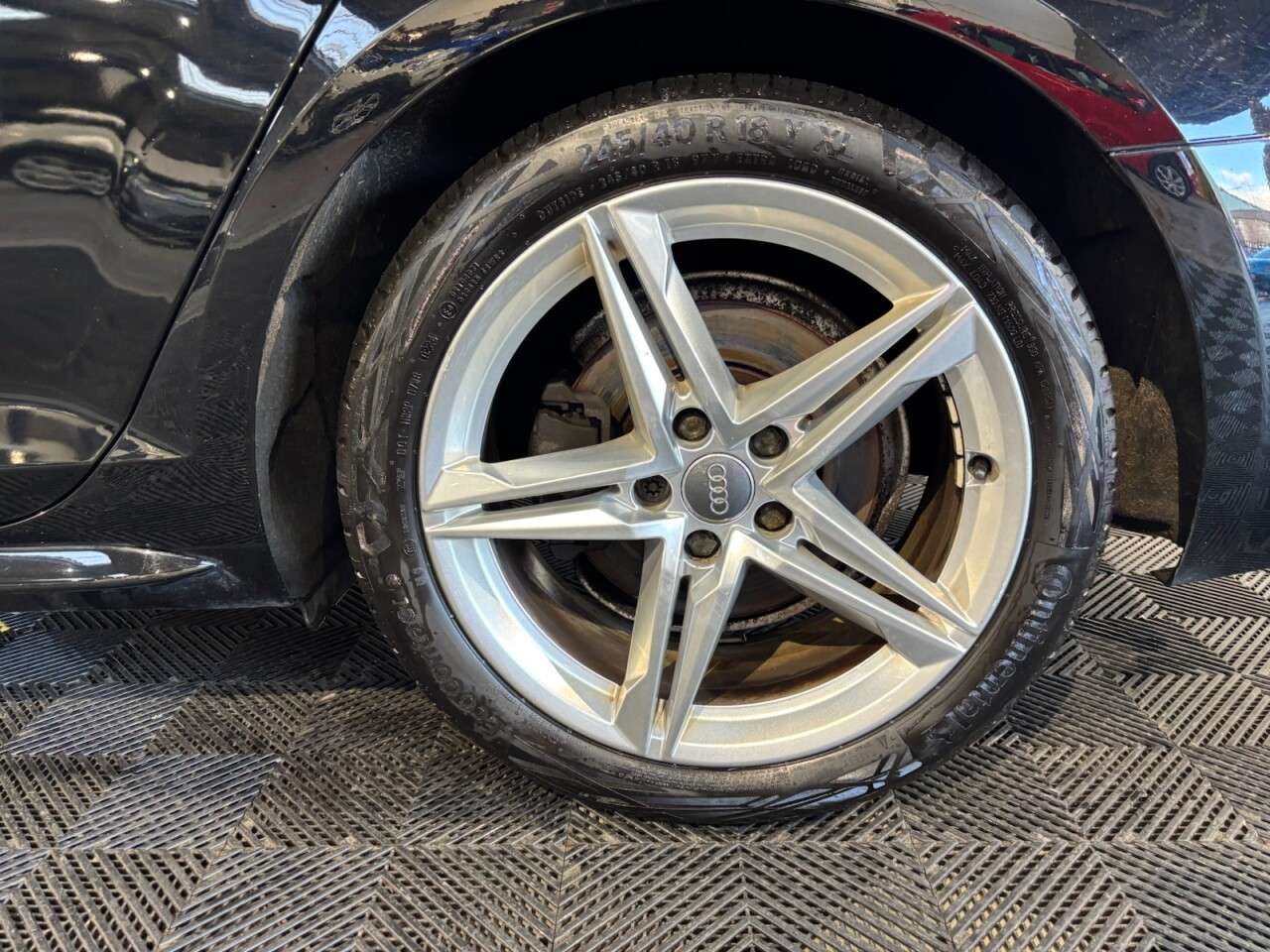 2017 AUDI A4 2017 AUDI A4