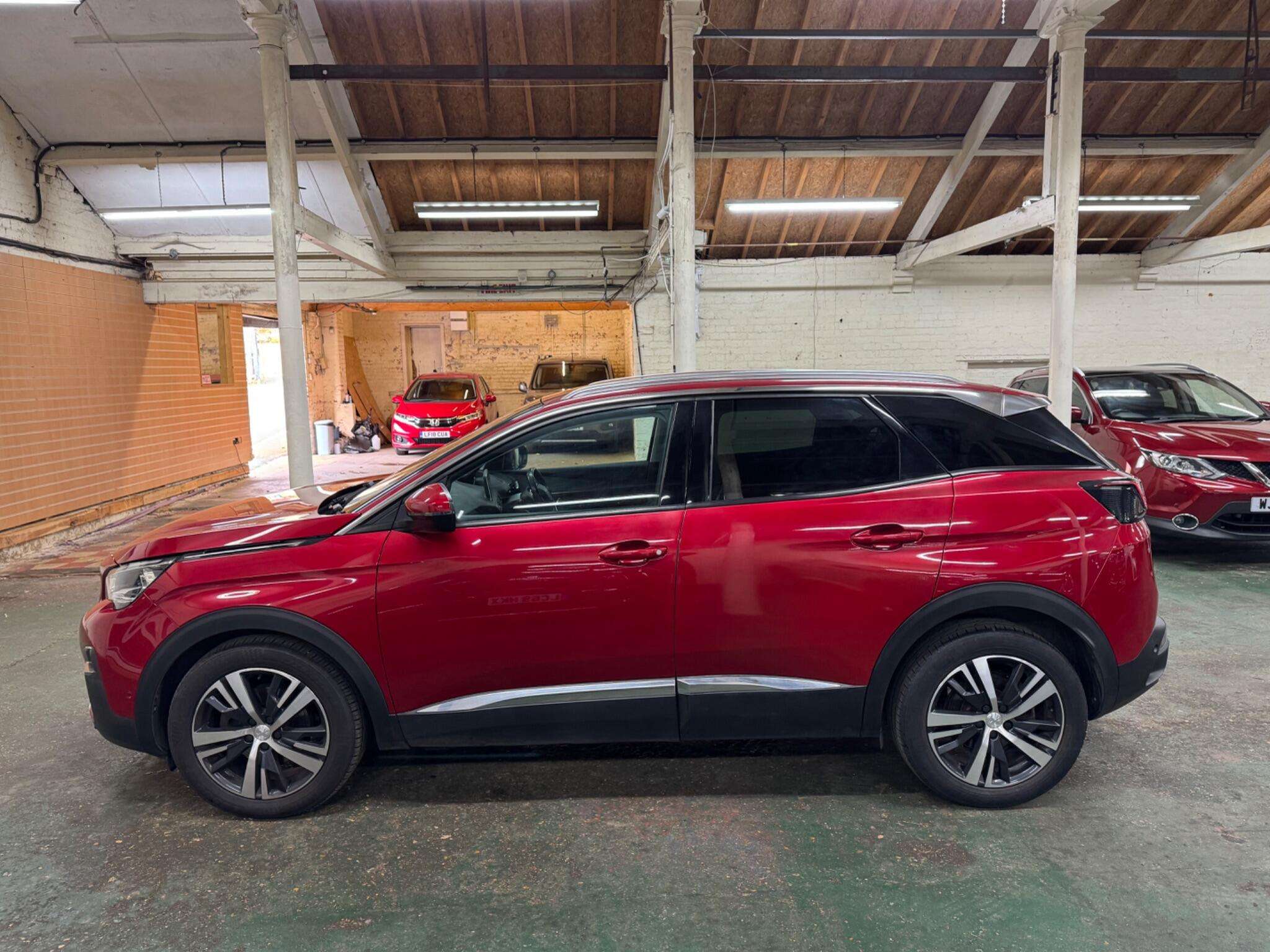2019 PEUGEOT 3008 2019 PEUGEOT 3008
