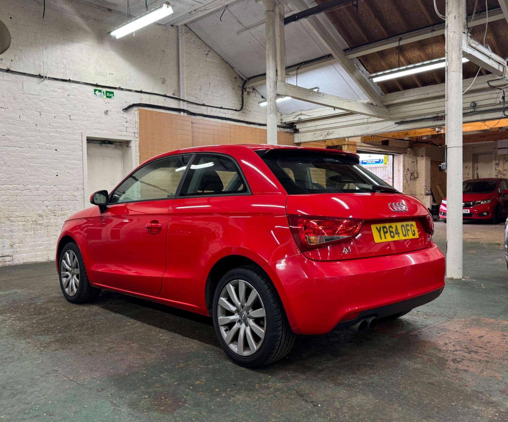 2014 AUDI A1 2014 AUDI A1