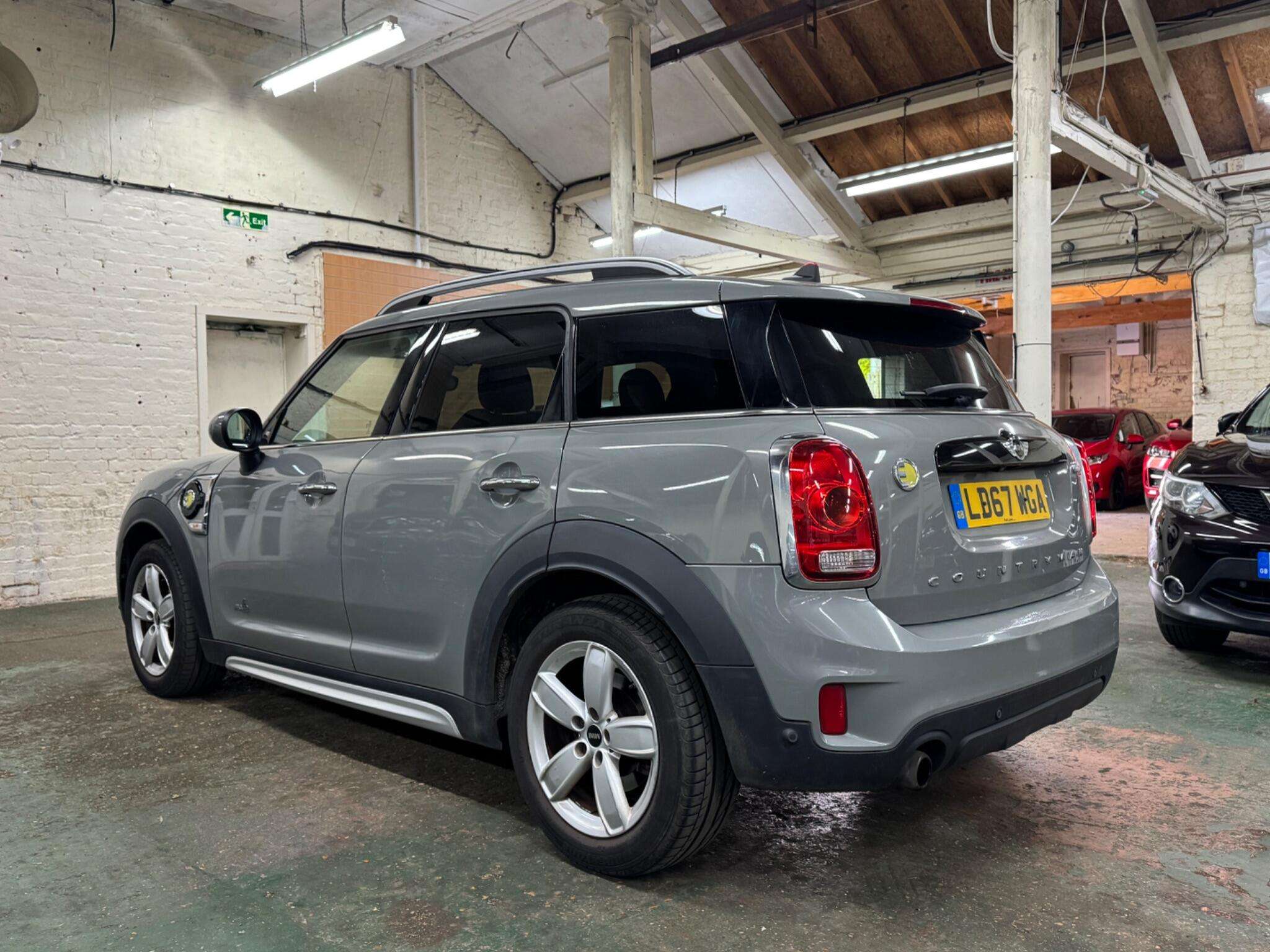 2017 MINI COUNTRYMAN 2017 MINI COUNTRYMAN