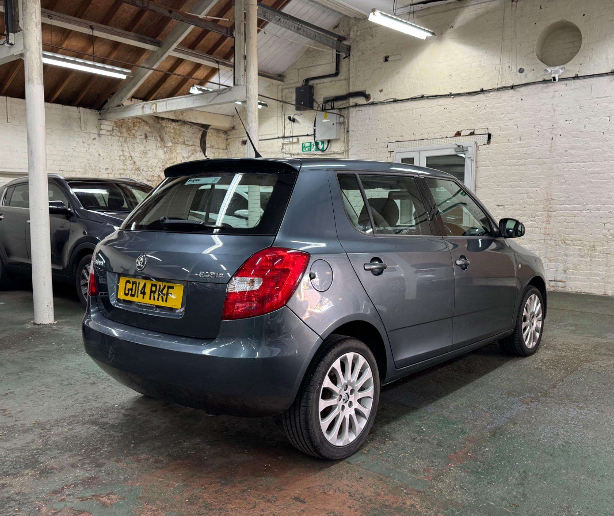 2014 SKODA FABIA 2014 SKODA FABIA