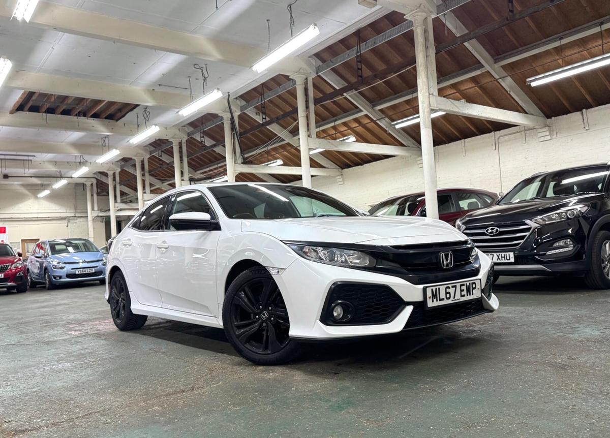 Check out this Honda Civic 2017 Petrol Manual