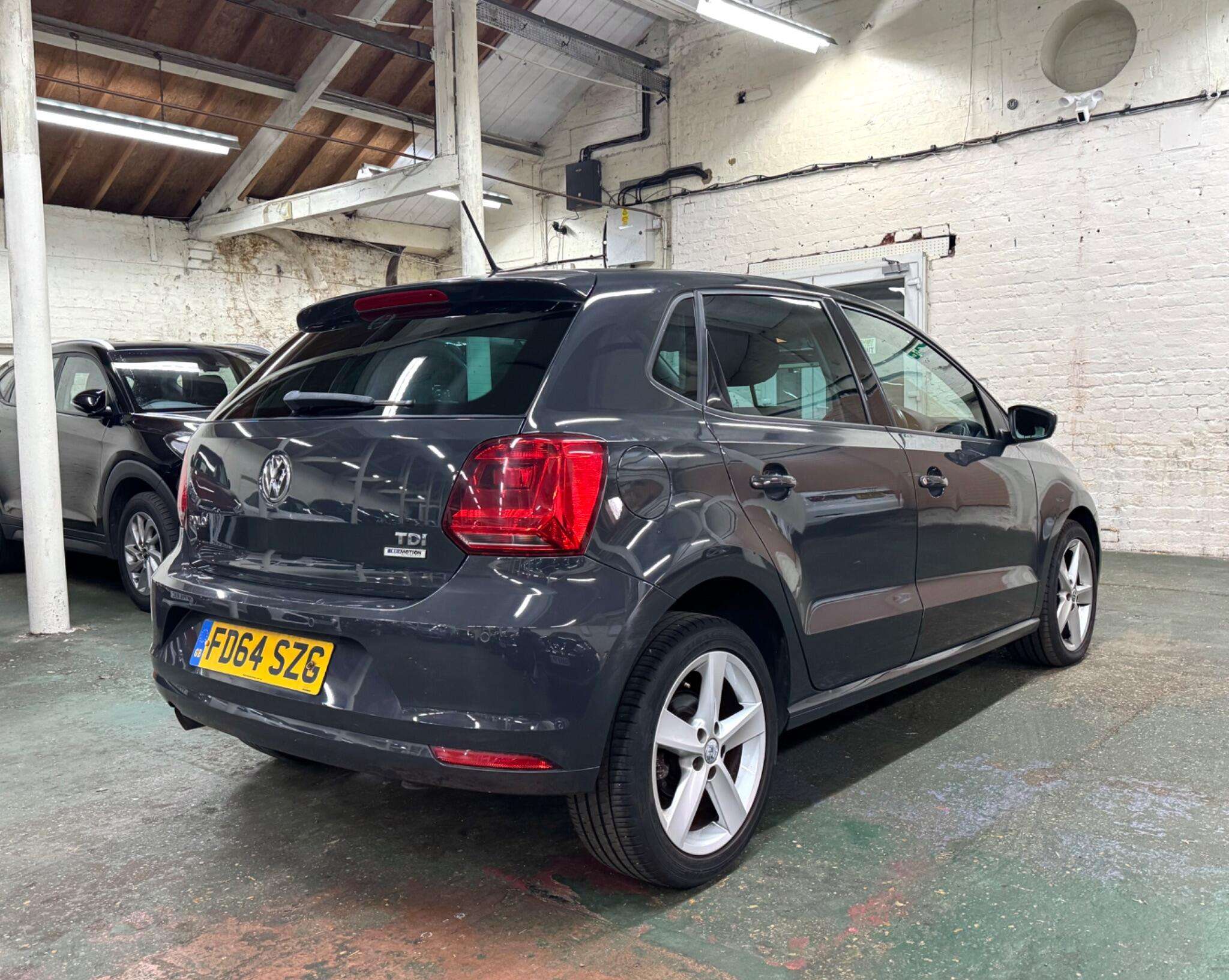 2015 VOLKSWAGEN POLO 2015 VOLKSWAGEN POLO