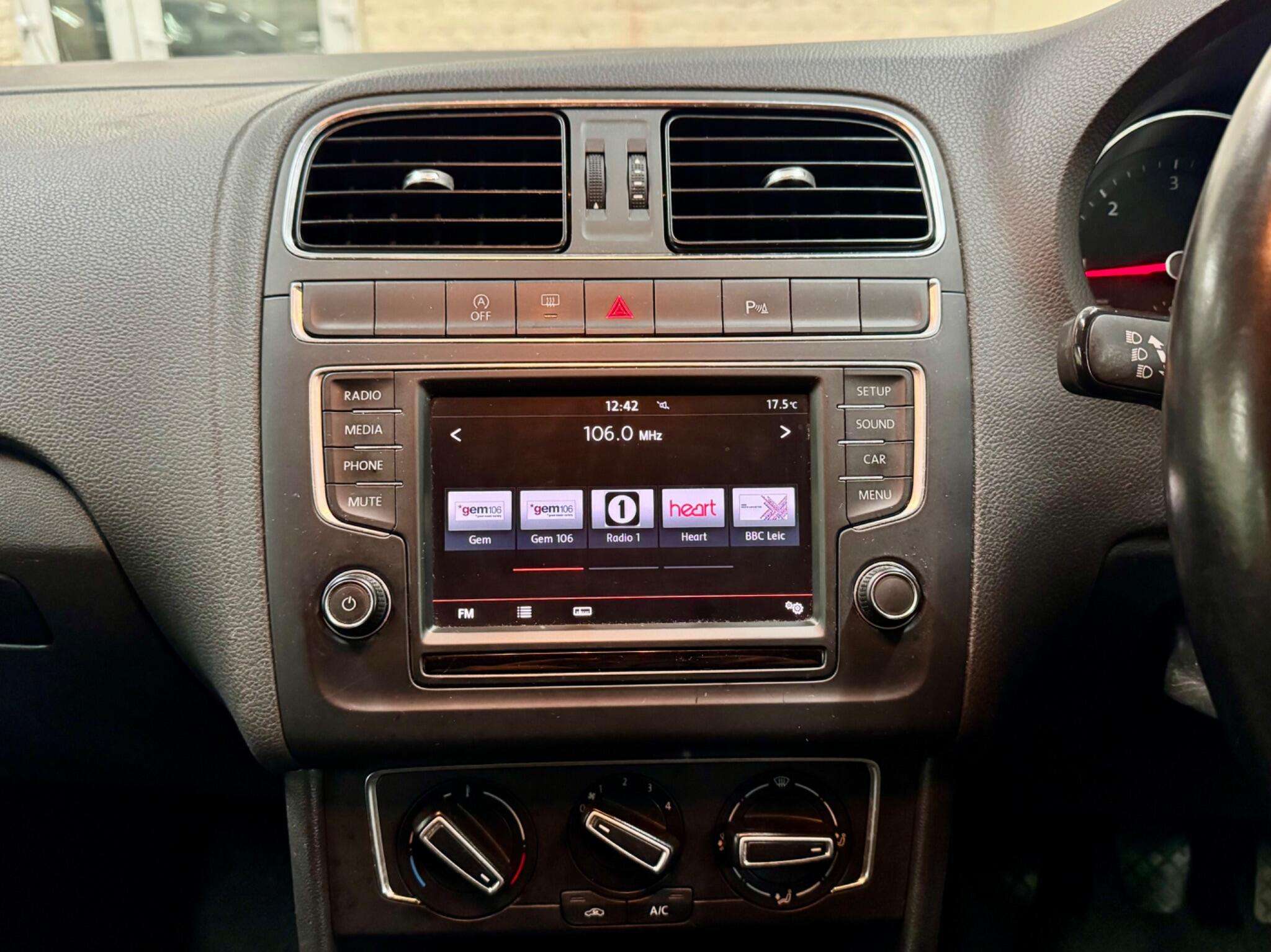 2015 VOLKSWAGEN POLO 2015 VOLKSWAGEN POLO