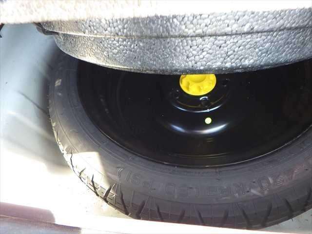 null TOYOTA AVENSIS null TOYOTA AVENSIS