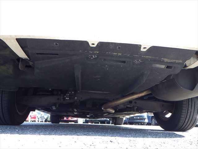 null TOYOTA AVENSIS null TOYOTA AVENSIS