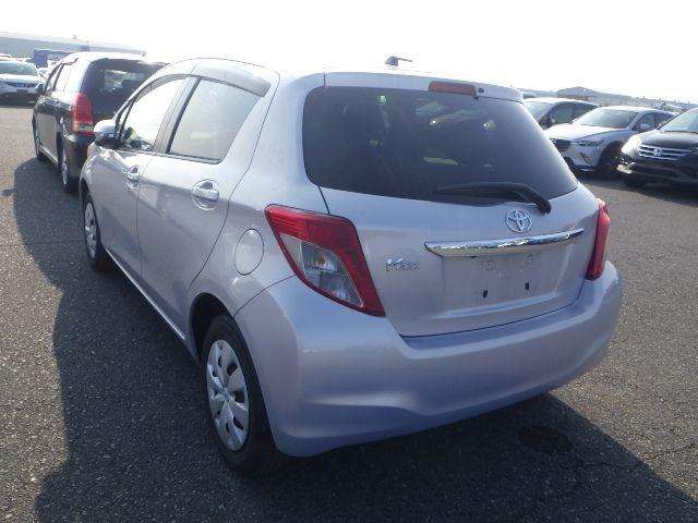 null TOYOTA VITZ null TOYOTA VITZ