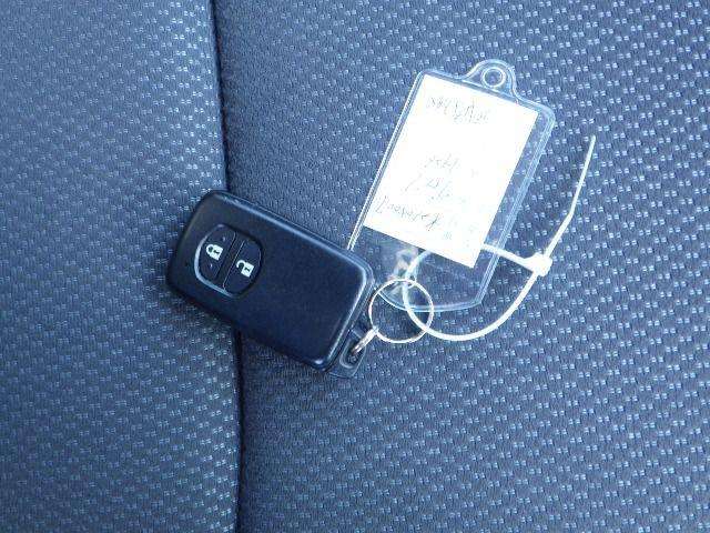 null TOYOTA VITZ null TOYOTA VITZ