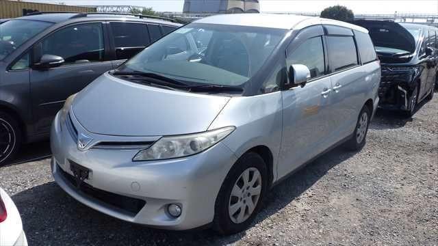 Check out this Toyota Estima Petrol Automatic