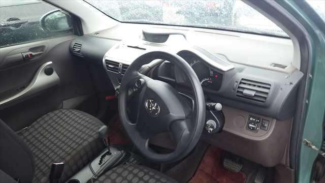 null TOYOTA IQ null TOYOTA IQ