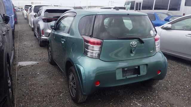 null TOYOTA IQ null TOYOTA IQ