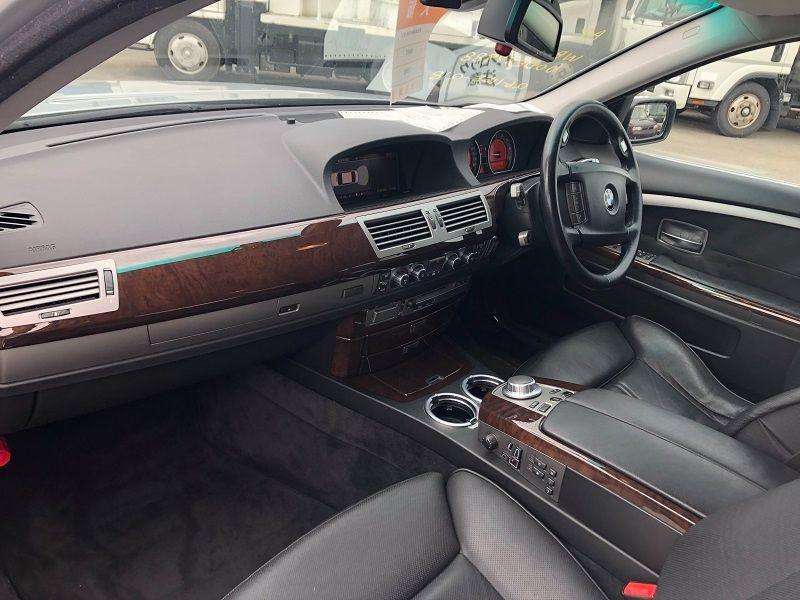 null BMW 7 SERIES null BMW 7 SERIES