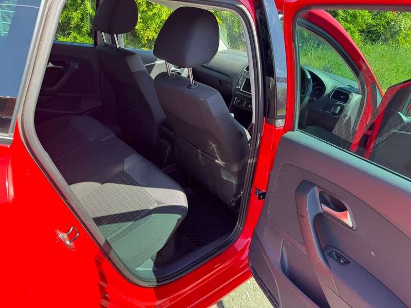 2015 VOLKSWAGEN POLO 2015 VOLKSWAGEN POLO