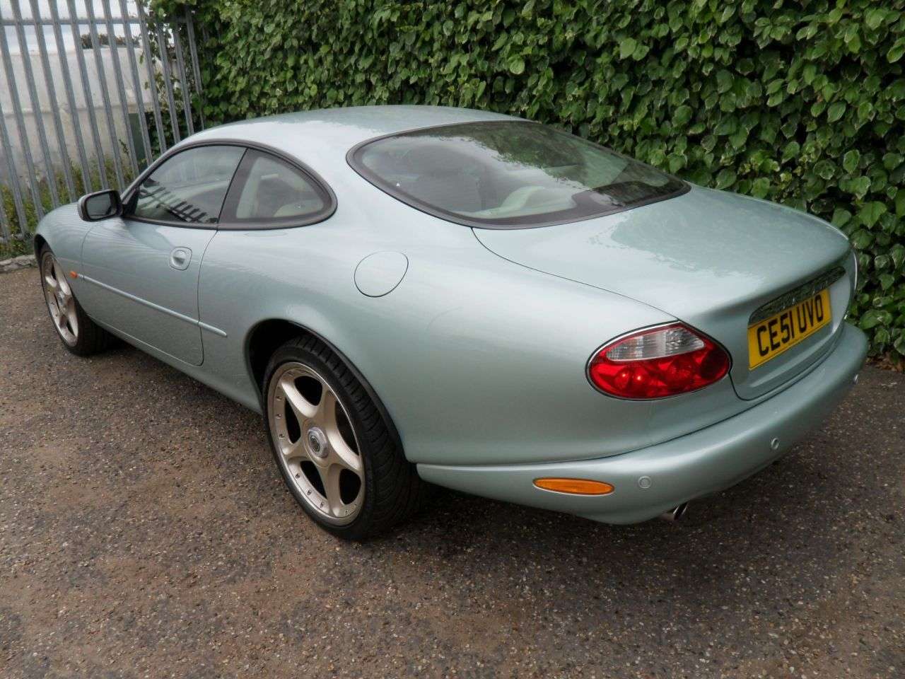 2001 JAGUAR XK8 2001 JAGUAR XK8