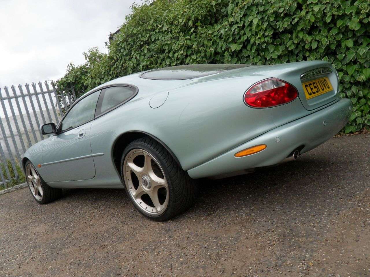2001 JAGUAR XK8 2001 JAGUAR XK8