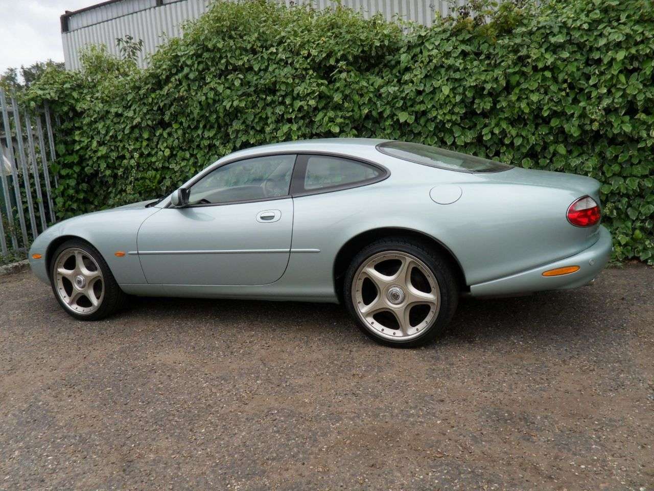 2001 JAGUAR XK8 2001 JAGUAR XK8
