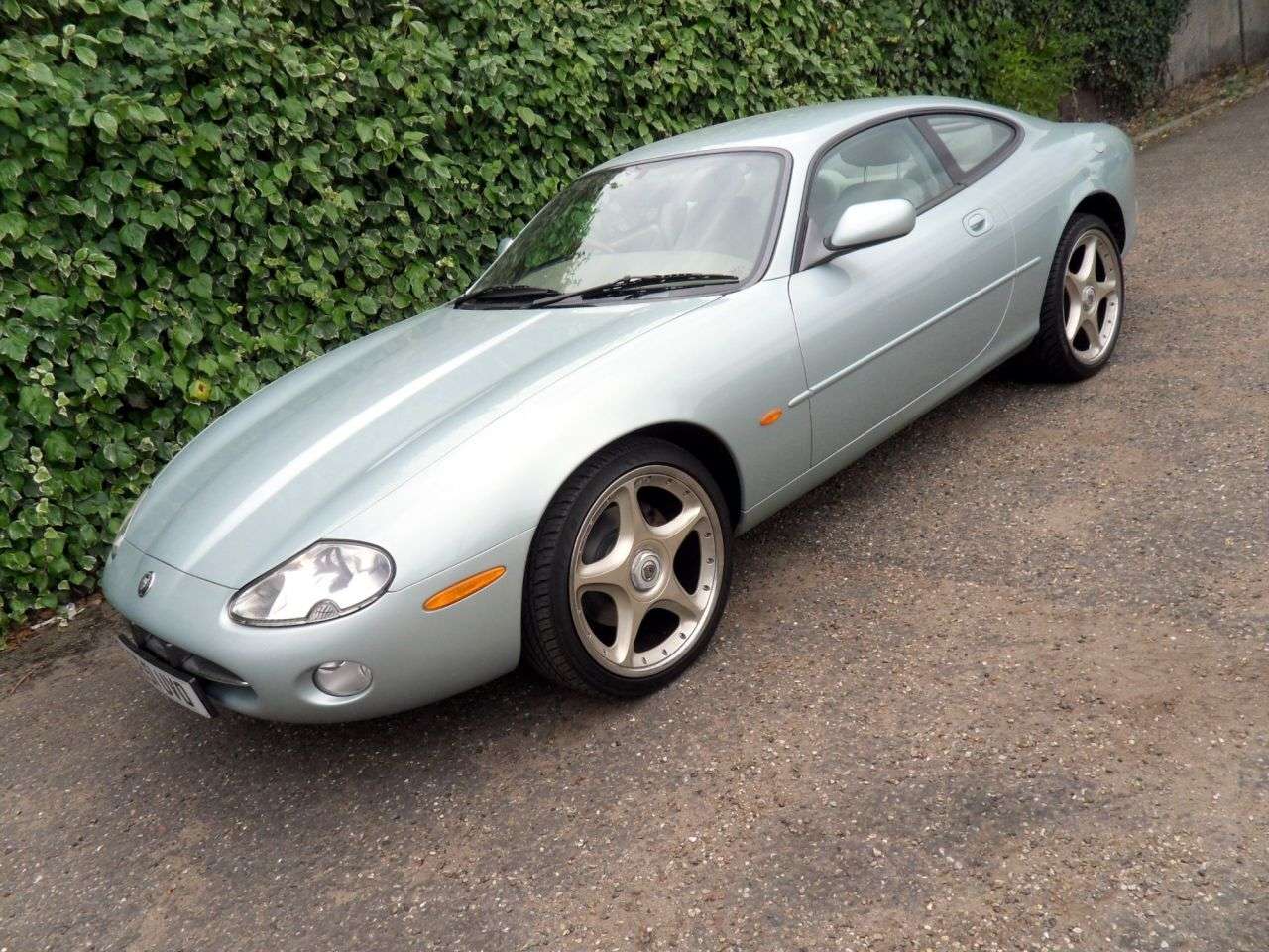 2001 JAGUAR XK8 2001 JAGUAR XK8