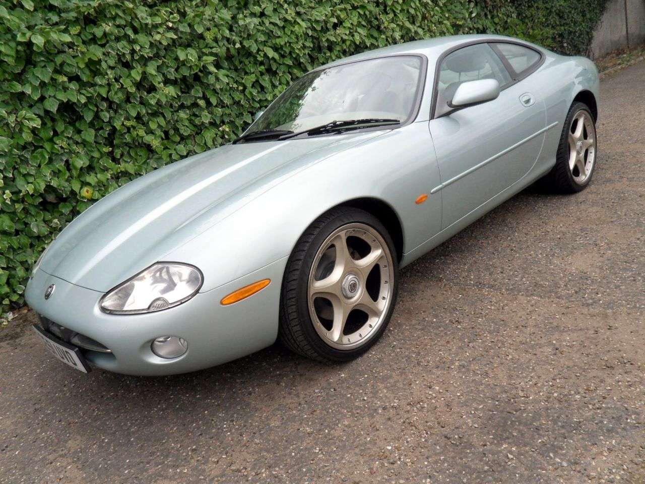 2001 JAGUAR XK8 2001 JAGUAR XK8