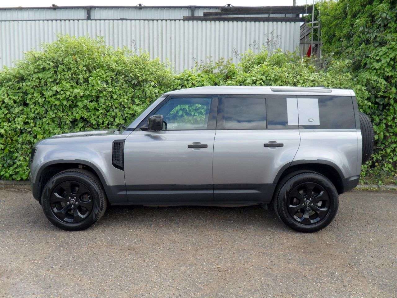 2020 LAND ROVER DEFENDER 110 2020 LAND ROVER DEFENDER 110