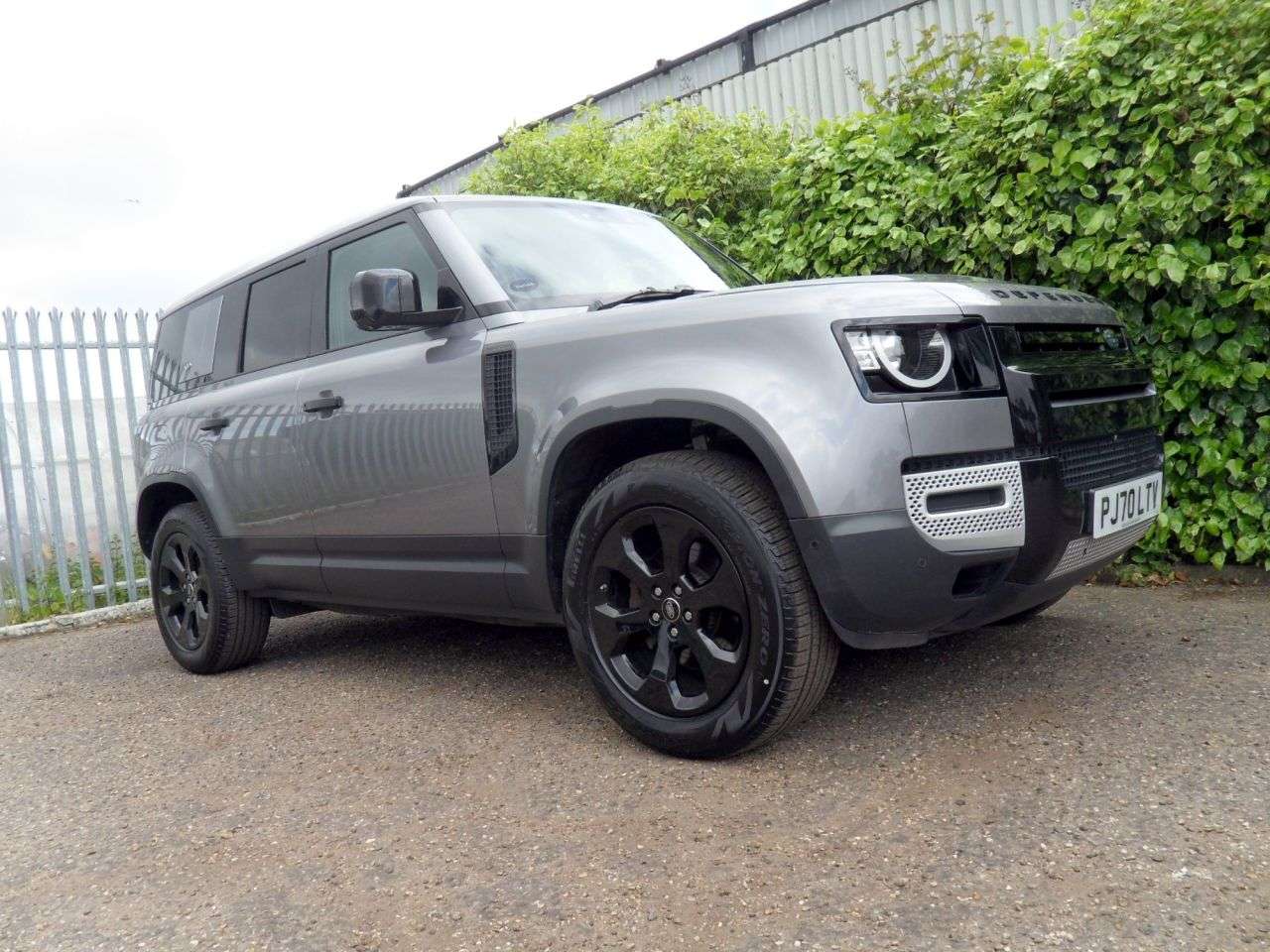 2020 LAND ROVER DEFENDER 110 2020 LAND ROVER DEFENDER 110