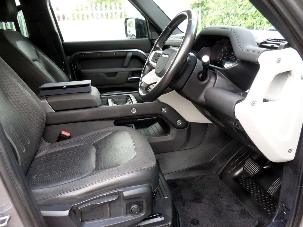 2020 LAND ROVER DEFENDER 110 2020 LAND ROVER DEFENDER 110