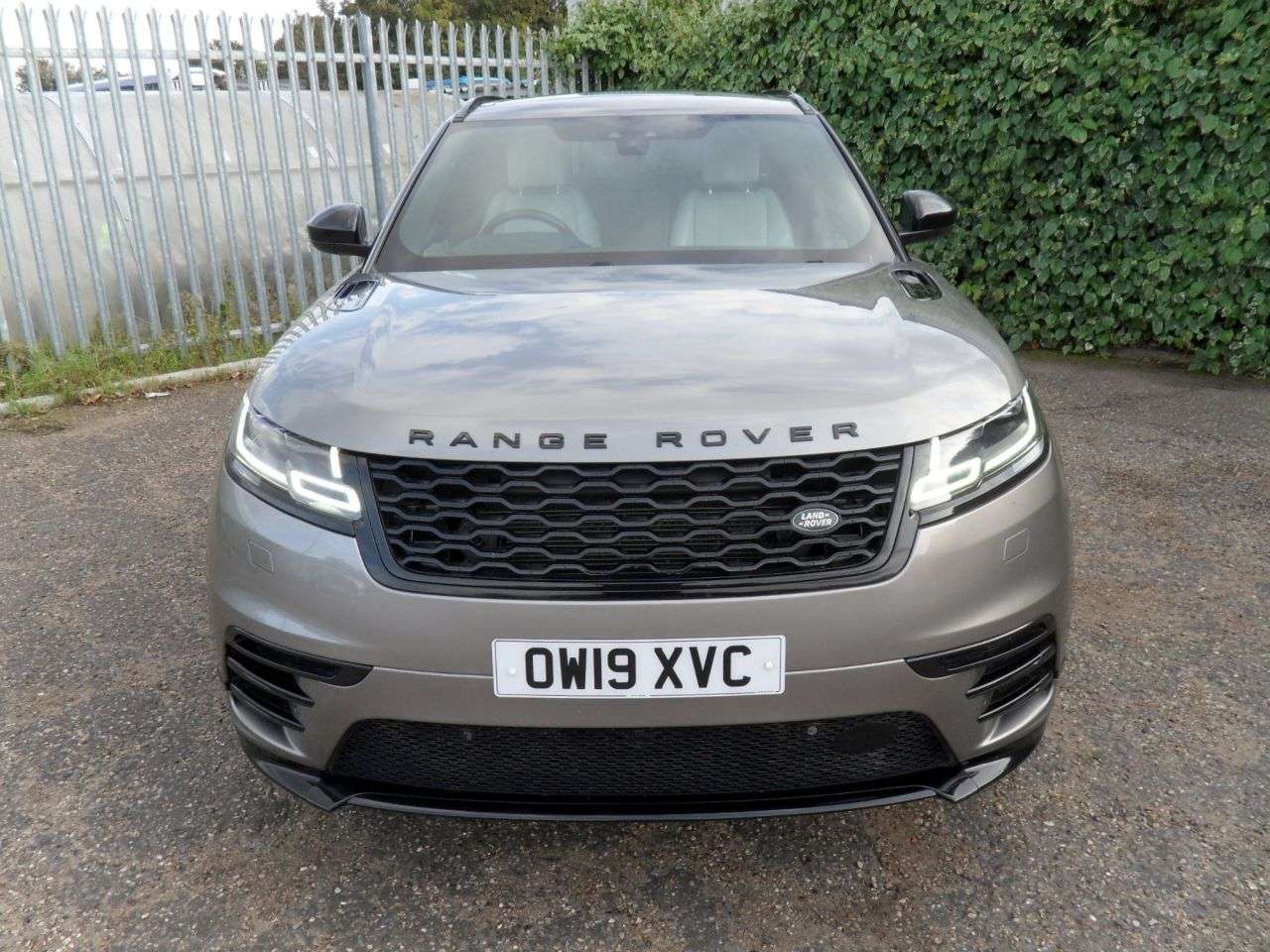2019 LAND ROVER RANGE ROVER VELAR 2019 LAND ROVER RANGE ROVER VELAR