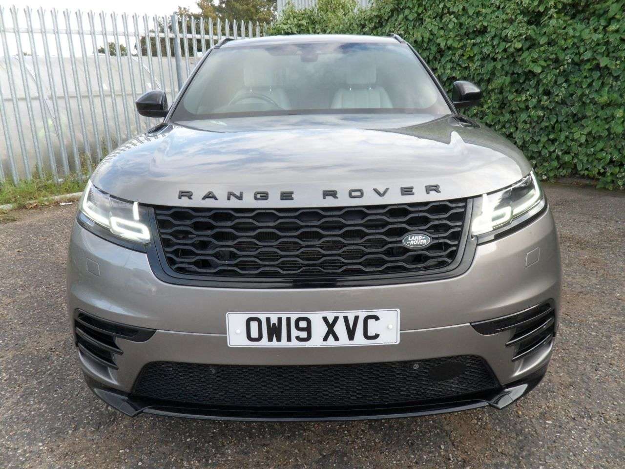 2019 LAND ROVER RANGE ROVER VELAR 2019 LAND ROVER RANGE ROVER VELAR