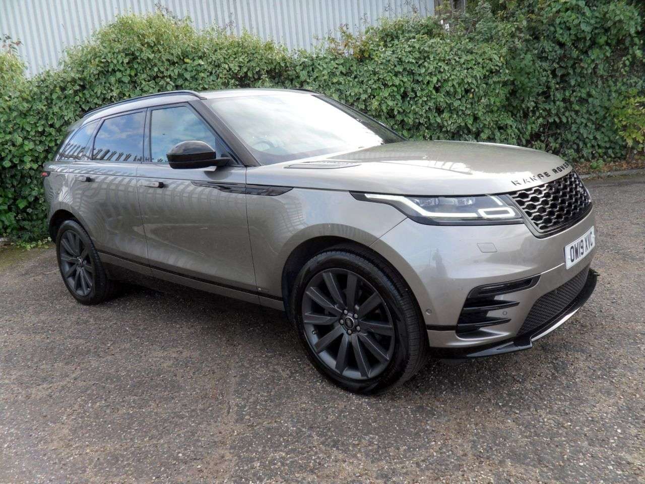 2019 LAND ROVER RANGE ROVER VELAR 2019 LAND ROVER RANGE ROVER VELAR