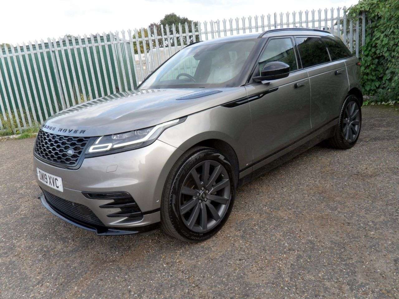 2019 LAND ROVER RANGE ROVER VELAR 2019 LAND ROVER RANGE ROVER VELAR