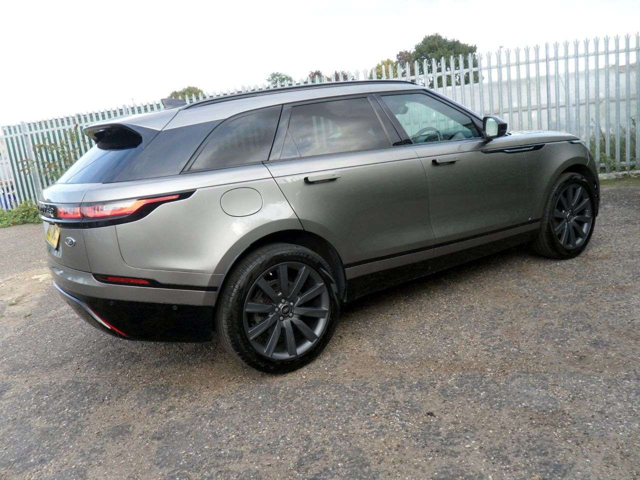 2019 LAND ROVER RANGE ROVER VELAR 2019 LAND ROVER RANGE ROVER VELAR