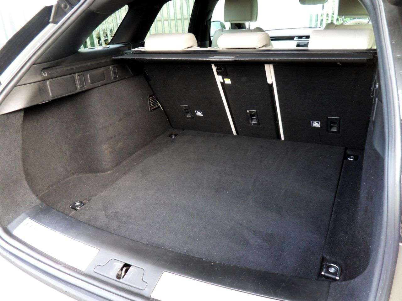 2019 LAND ROVER RANGE ROVER VELAR 2019 LAND ROVER RANGE ROVER VELAR