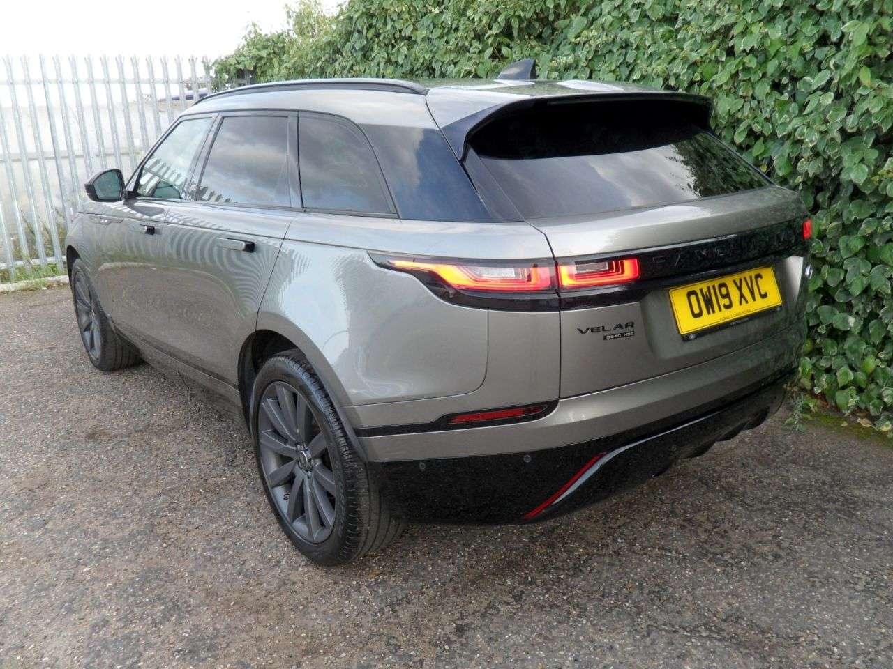 2019 LAND ROVER RANGE ROVER VELAR 2019 LAND ROVER RANGE ROVER VELAR
