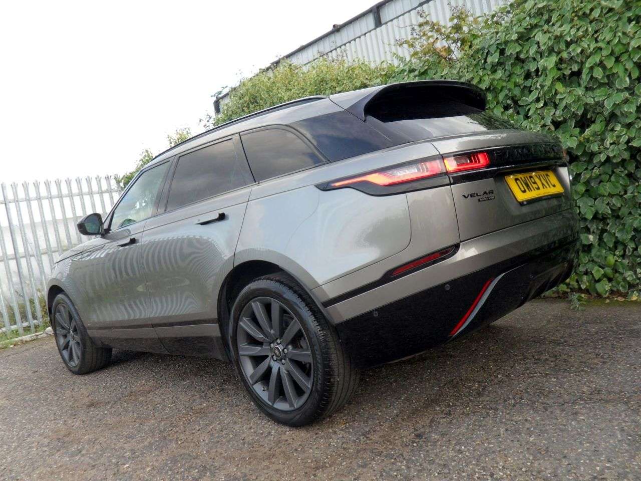 2019 LAND ROVER RANGE ROVER VELAR 2019 LAND ROVER RANGE ROVER VELAR